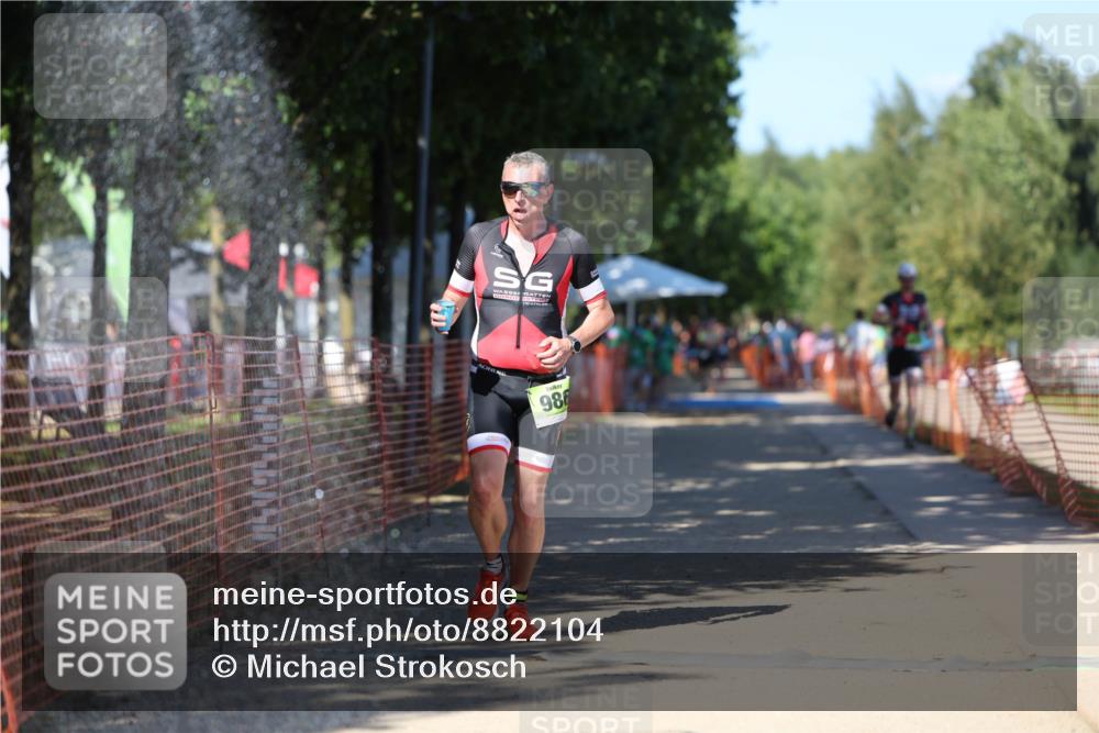07.09.2025 - 19. Norderstedt Triathlon Michael Strokosch http://msf.ph/oto/8822104 07.09.2025 15:01:14 Laufen 979, 986 meine-sportfotos.de