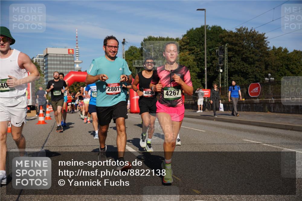 07.09.2025 - BARMER Alsterlauf Yannick Fuchs http://msf.ph/oto/8822138 07.09.2025 09:46:28 Laufen 40, 2801, 8080, 588, 482, 4267 meine-sportfotos.de