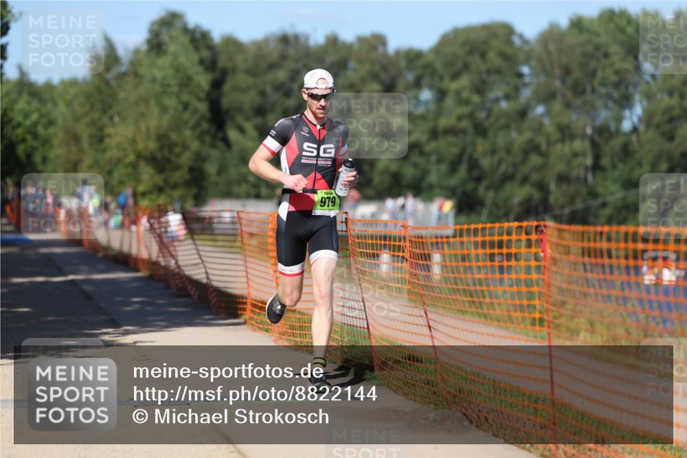 07.09.2025 - 19. Norderstedt Triathlon Michael Strokosch http://msf.ph/oto/8822144 07.09.2025 15:01:21 Laufen 979 meine-sportfotos.de