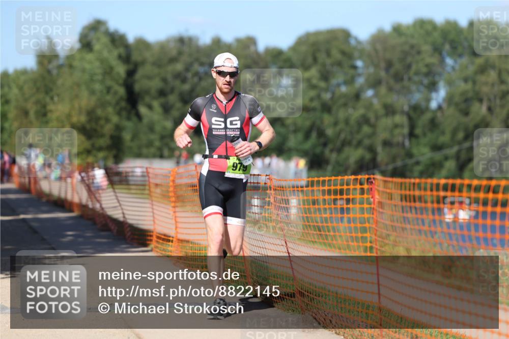 07.09.2025 - 19. Norderstedt Triathlon Michael Strokosch http://msf.ph/oto/8822145 07.09.2025 15:01:21 Laufen 979 meine-sportfotos.de