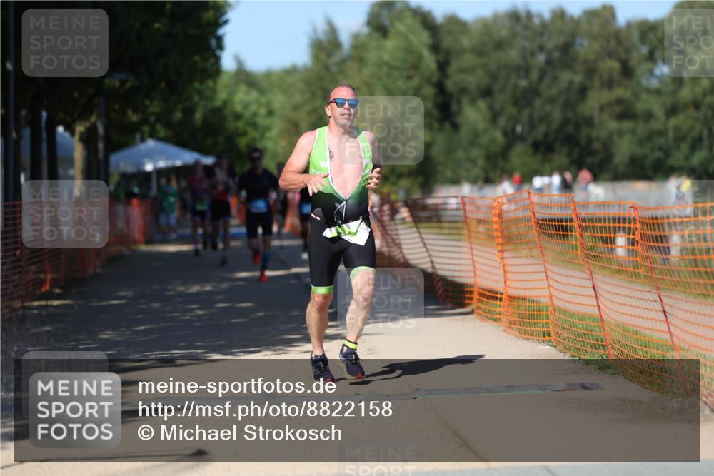 07.09.2025 - 19. Norderstedt Triathlon Michael Strokosch http://msf.ph/oto/8822158 07.09.2025 15:01:36 Laufen 369, 1005 meine-sportfotos.de