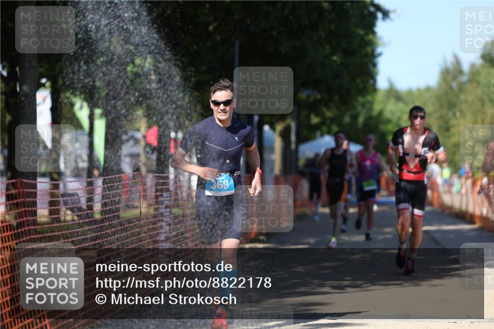 07.09.2025 - 19. Norderstedt Triathlon Michael Strokosch http://msf.ph/oto/8822178 07.09.2025 15:01:42 Laufen 369, 400, 872, 978, 1002, 1005, 1022 meine-sportfotos.de