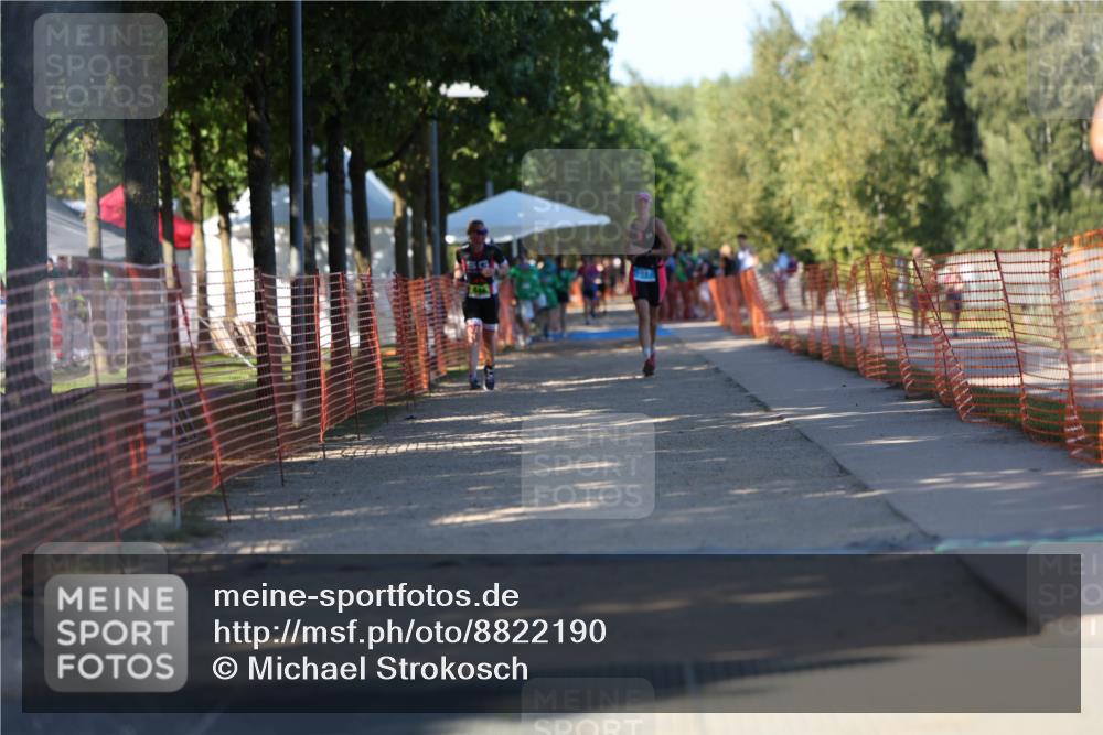 07.09.2025 - 19. Norderstedt Triathlon Michael Strokosch http://msf.ph/oto/8822190 07.09.2025 16:01:56 Laufen 469, 473 meine-sportfotos.de