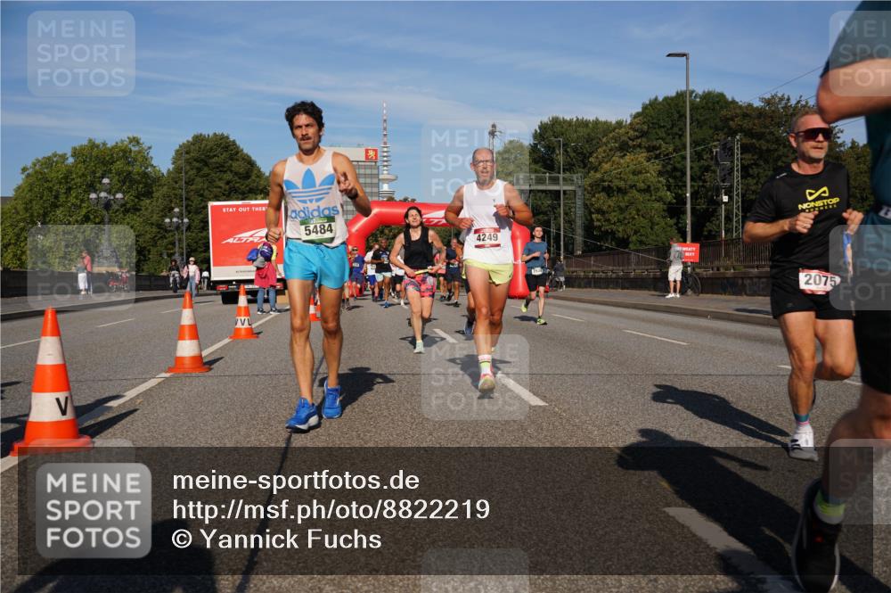 07.09.2025 - BARMER Alsterlauf Yannick Fuchs http://msf.ph/oto/8822219 07.09.2025 09:46:31 Laufen 5484, 4249, 2075 meine-sportfotos.de