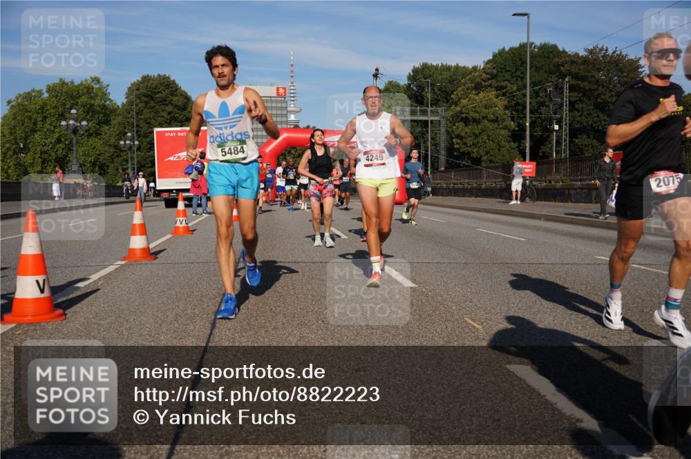 07.09.2025 - BARMER Alsterlauf Yannick Fuchs http://msf.ph/oto/8822223 07.09.2025 09:46:31 Laufen 5484, 4249, 2075 meine-sportfotos.de