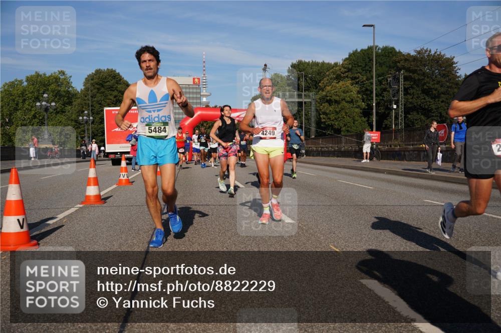 07.09.2025 - BARMER Alsterlauf Yannick Fuchs http://msf.ph/oto/8822229 07.09.2025 09:46:32 Laufen 5484, 4249, 2 meine-sportfotos.de