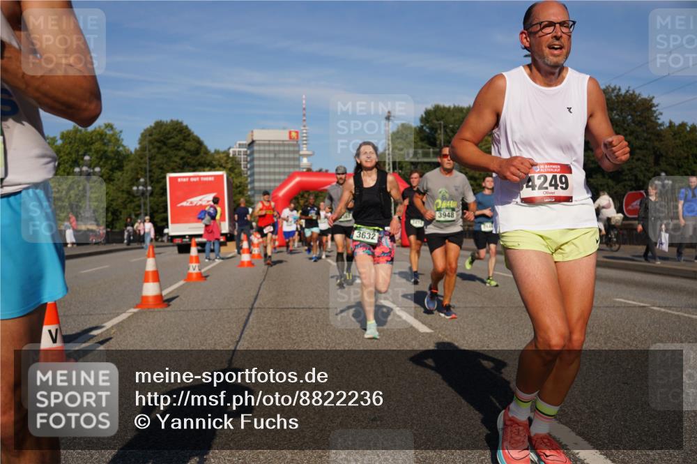 07.09.2025 - BARMER Alsterlauf Yannick Fuchs http://msf.ph/oto/8822236 07.09.2025 09:46:33 Laufen 3632, 3948, 36, 4249 meine-sportfotos.de