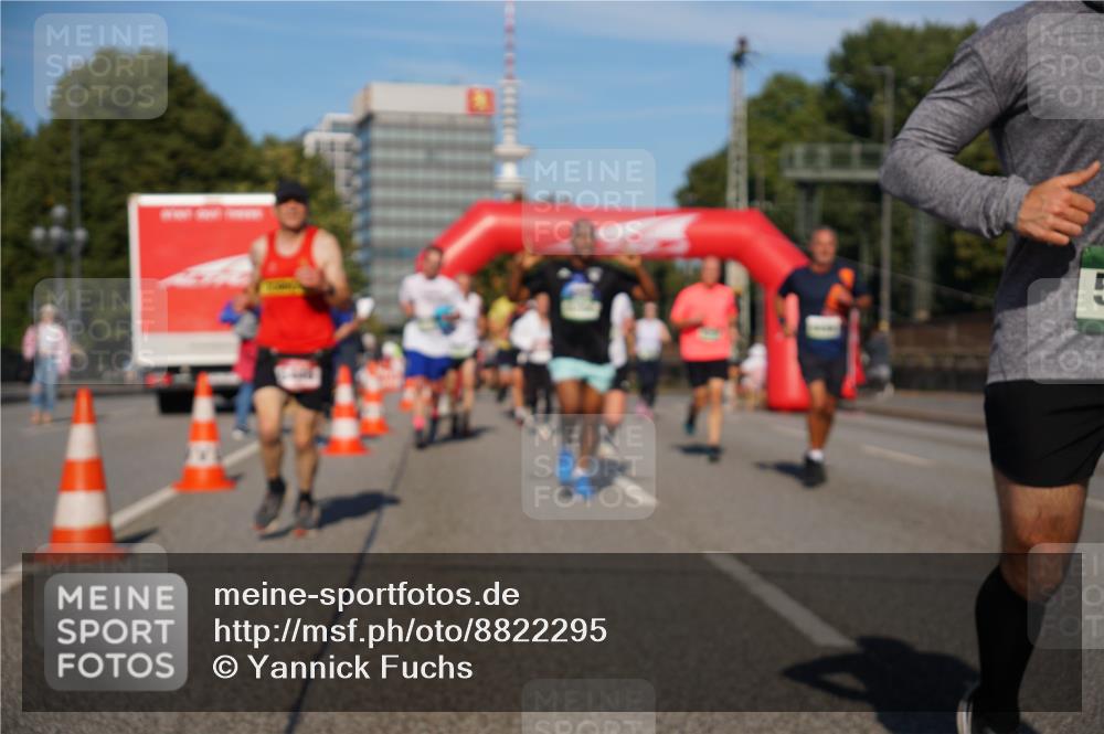 07.09.2025 - BARMER Alsterlauf Yannick Fuchs http://msf.ph/oto/8822295 07.09.2025 09:46:35 Laufen  meine-sportfotos.de