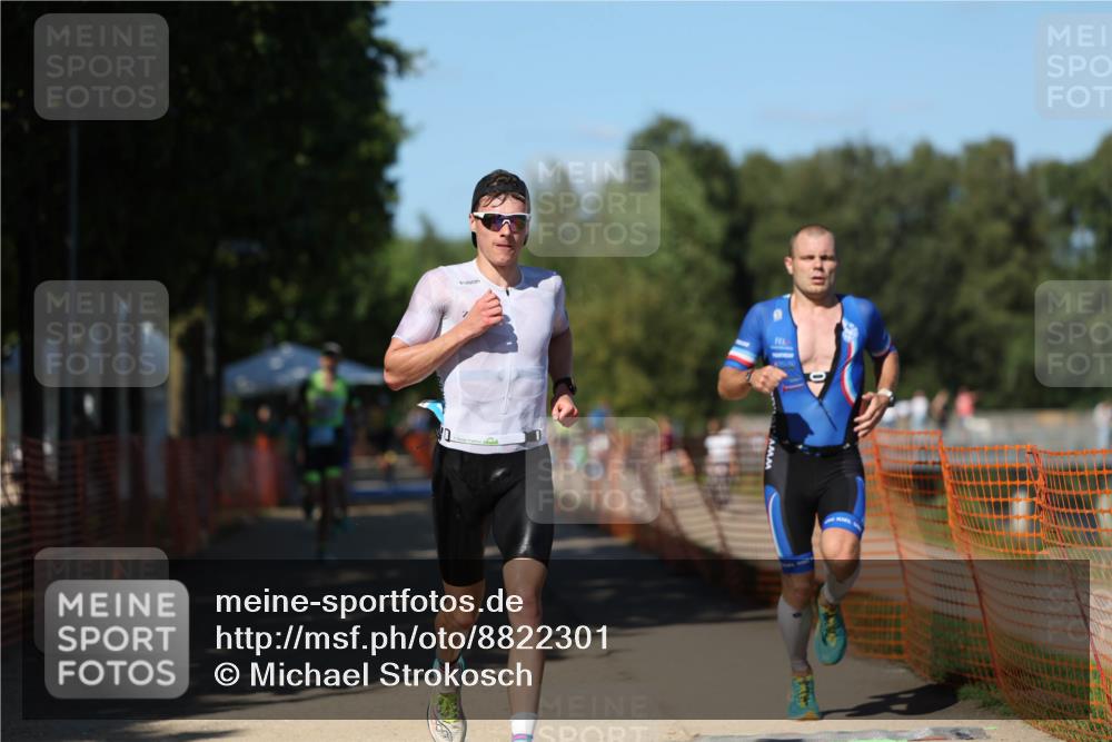 07.09.2025 - 19. Norderstedt Triathlon Michael Strokosch http://msf.ph/oto/8822301 07.09.2025 15:02:09 Laufen 1041, 1421, 1469 meine-sportfotos.de