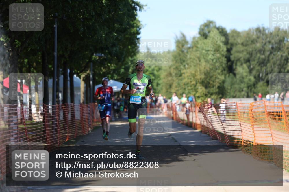07.09.2025 - 19. Norderstedt Triathlon Michael Strokosch http://msf.ph/oto/8822308 07.09.2025 15:02:13 Laufen 366, 1041, 1421, 1469 meine-sportfotos.de