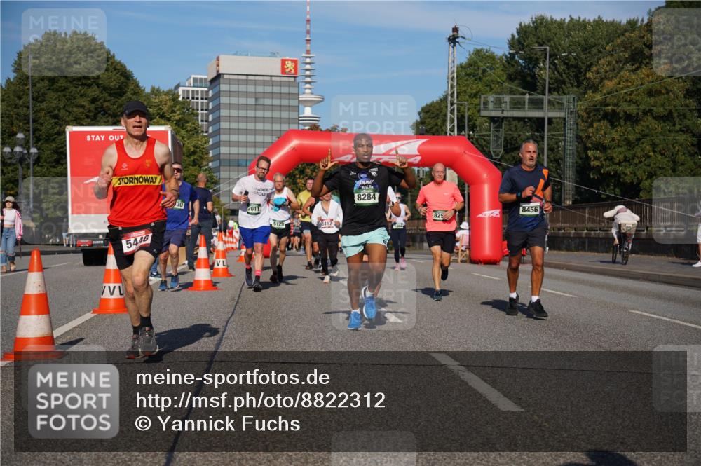 07.09.2025 - BARMER Alsterlauf Yannick Fuchs http://msf.ph/oto/8822312 07.09.2025 09:46:35 Laufen 5446, 2011, 5129, 5117, 8284, 8456, 825 meine-sportfotos.de