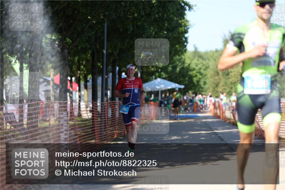 07.09.2025 - 19. Norderstedt Triathlon Michael Strokosch http://msf.ph/oto/8822325 07.09.2025 15:02:16 Laufen 366, 1469 meine-sportfotos.de