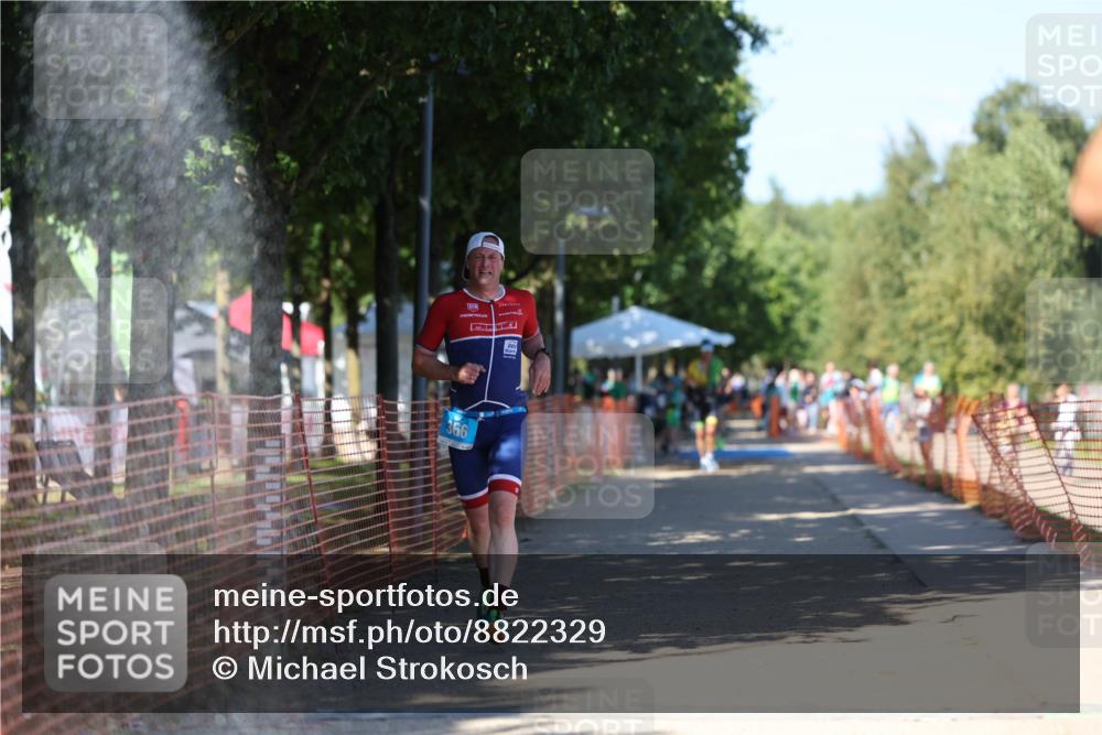 07.09.2025 - 19. Norderstedt Triathlon Michael Strokosch http://msf.ph/oto/8822329 07.09.2025 15:02:17 Laufen 366, 1469 meine-sportfotos.de