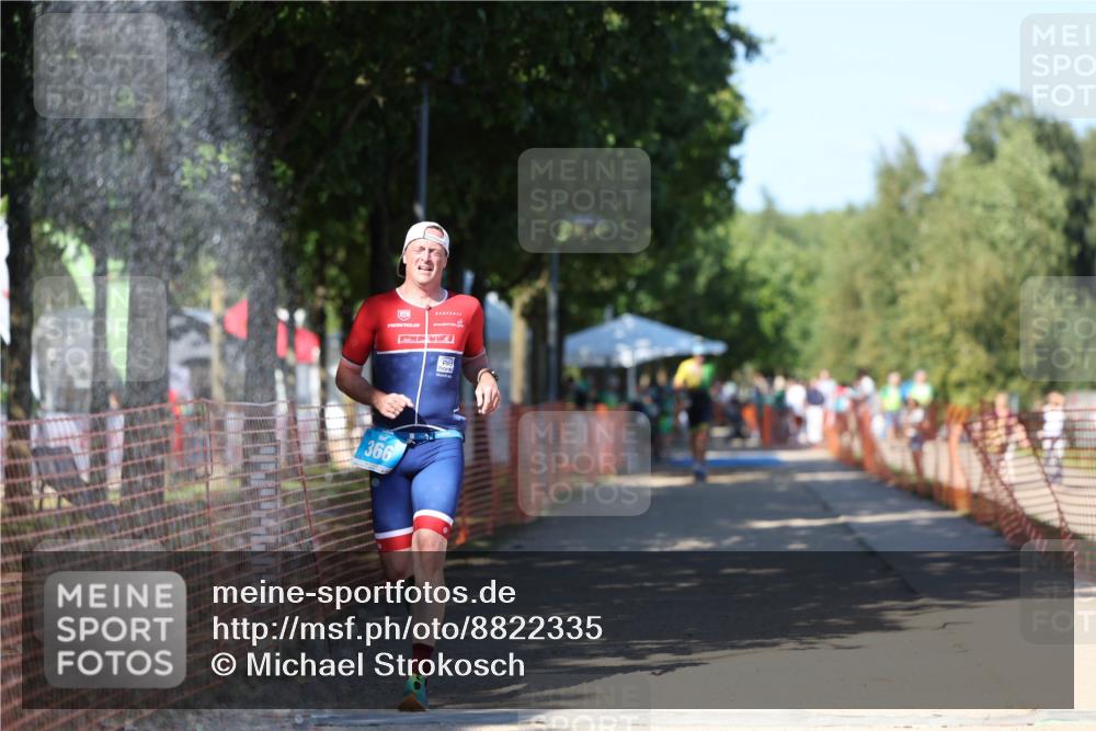 07.09.2025 - 19. Norderstedt Triathlon Michael Strokosch http://msf.ph/oto/8822335 07.09.2025 15:02:18 Laufen 366, 1469 meine-sportfotos.de