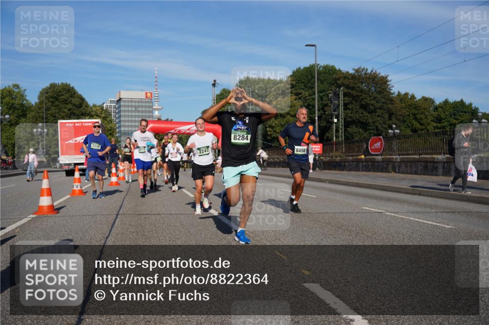 07.09.2025 - BARMER Alsterlauf Yannick Fuchs http://msf.ph/oto/8822364 07.09.2025 09:46:37 Laufen 3330, 2011, 5117, 2247, 8284, 8456 meine-sportfotos.de