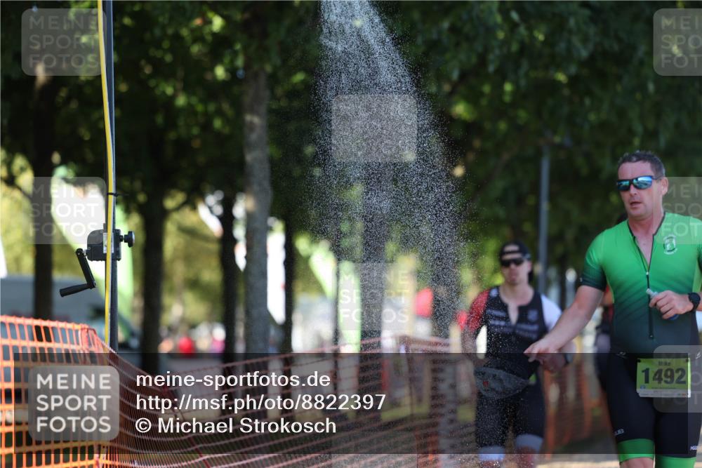 07.09.2025 - 19. Norderstedt Triathlon Michael Strokosch http://msf.ph/oto/8822397 07.09.2025 16:03:31 Laufen 438, 498, 537, 1492 meine-sportfotos.de