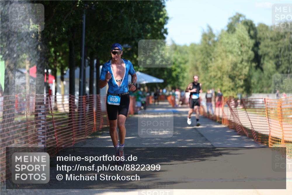 07.09.2025 - 19. Norderstedt Triathlon Michael Strokosch http://msf.ph/oto/8822399 07.09.2025 15:10:05 Laufen 363, 880, 1010, 1013 meine-sportfotos.de