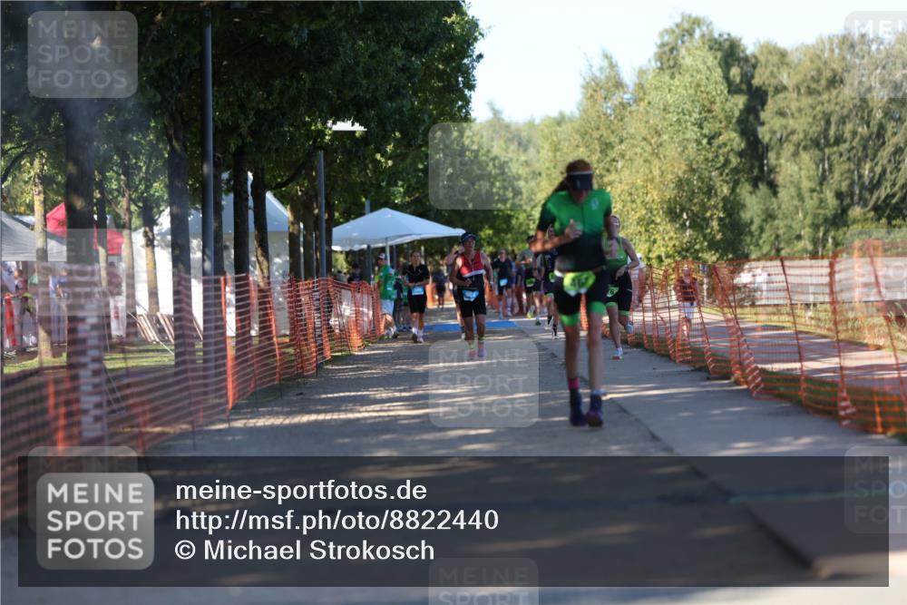 07.09.2025 - 19. Norderstedt Triathlon Michael Strokosch http://msf.ph/oto/8822440 07.09.2025 16:03:54 Laufen 467, 476 meine-sportfotos.de