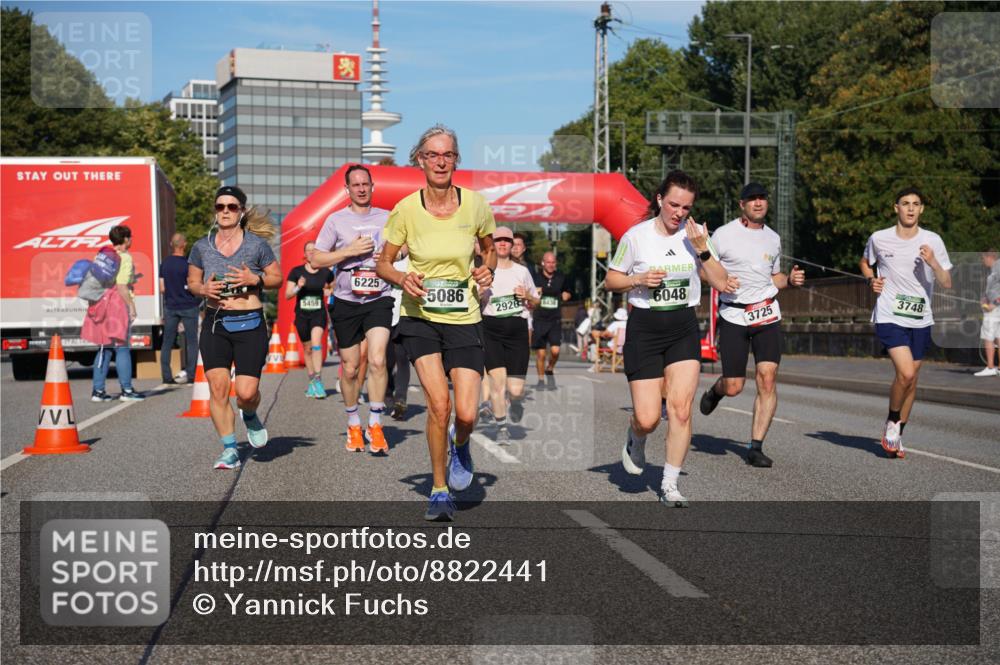 07.09.2025 - BARMER Alsterlauf Yannick Fuchs http://msf.ph/oto/8822441 07.09.2025 09:46:46 Laufen 5459, 6225, 5086, 2926, 6436, 6048, 3725, 3748 meine-sportfotos.de
