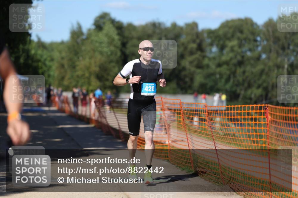 07.09.2025 - 19. Norderstedt Triathlon Michael Strokosch http://msf.ph/oto/8822442 07.09.2025 15:10:44 Laufen 420, 1462 meine-sportfotos.de