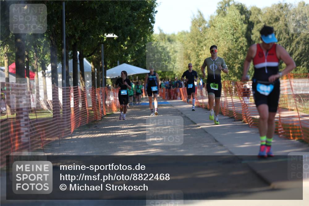07.09.2025 - 19. Norderstedt Triathlon Michael Strokosch http://msf.ph/oto/8822468 07.09.2025 16:04:04 Laufen 403, 476, 508, 541, 884 meine-sportfotos.de