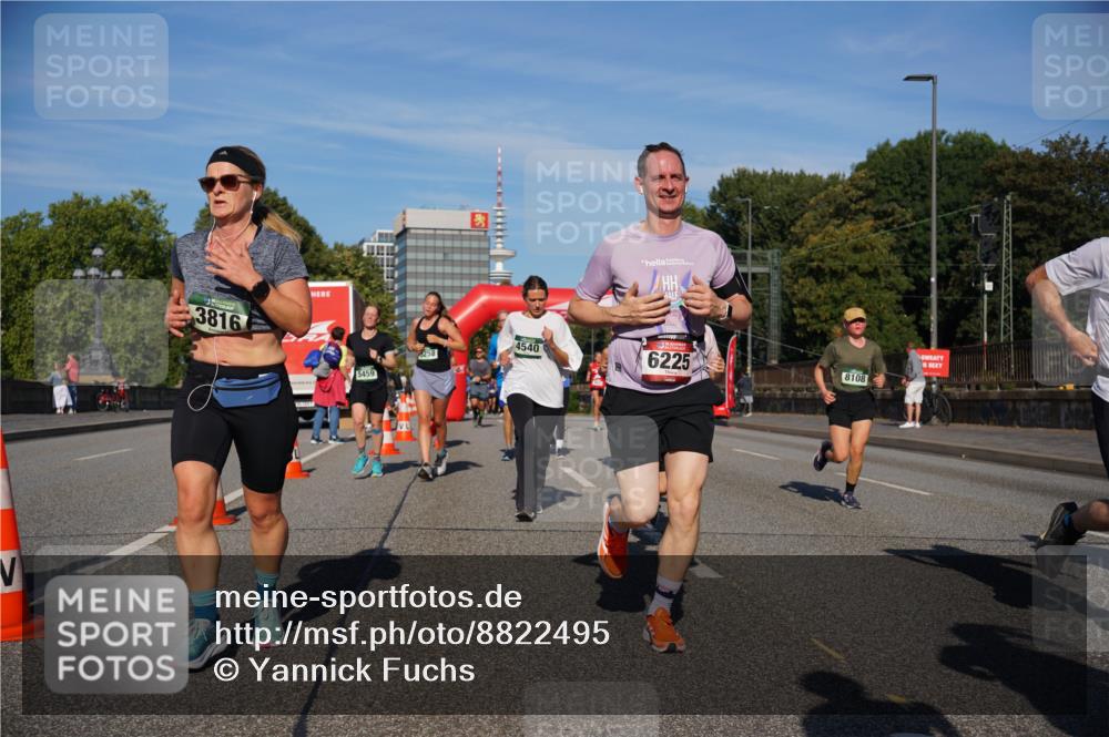 07.09.2025 - BARMER Alsterlauf Yannick Fuchs http://msf.ph/oto/8822495 07.09.2025 09:46:49 Laufen 3816, 5459, 4540, 6225, 8108 meine-sportfotos.de