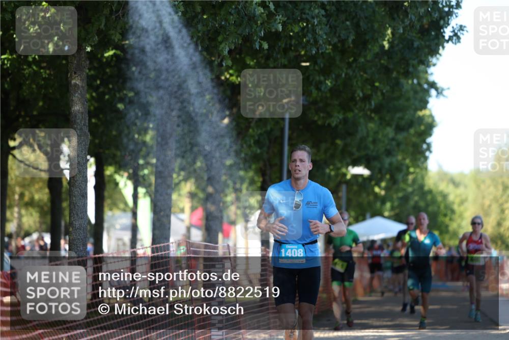 07.09.2025 - 19. Norderstedt Triathlon Michael Strokosch http://msf.ph/oto/8822519 07.09.2025 16:04:36 Laufen 440, 465, 527, 1408, 1439, 1483 meine-sportfotos.de
