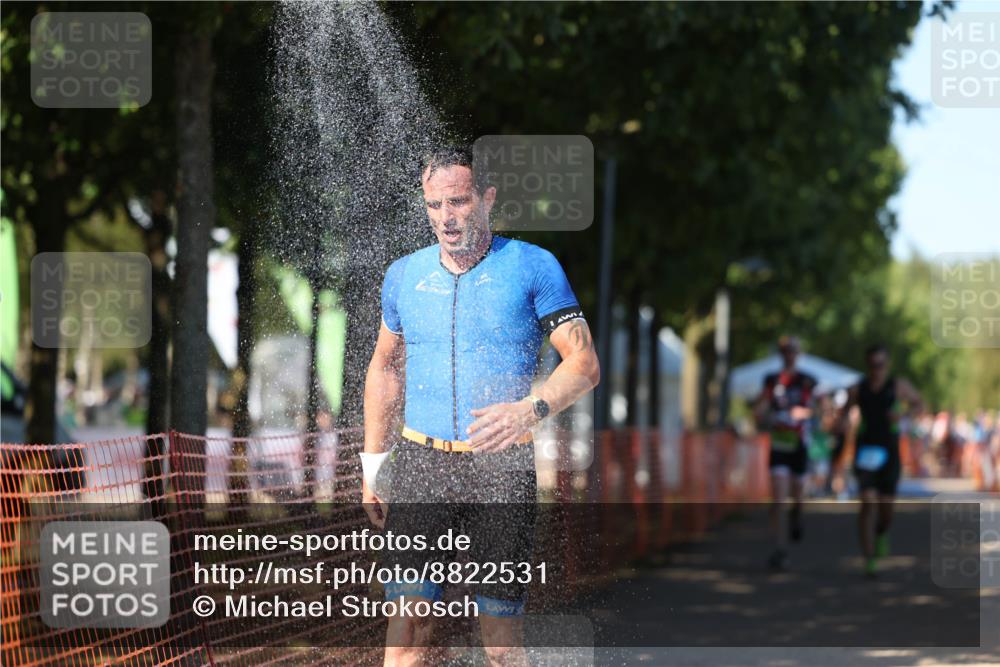 07.09.2025 - 19. Norderstedt Triathlon Michael Strokosch http://msf.ph/oto/8822531 07.09.2025 15:11:20 Laufen 888, 979, 985, 1012 meine-sportfotos.de