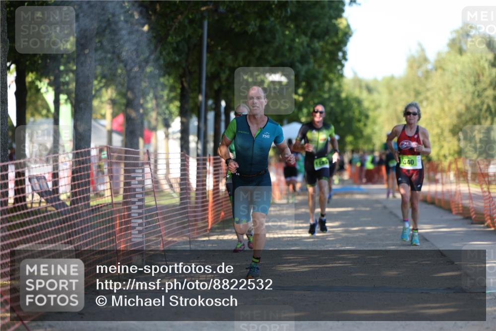 07.09.2025 - 19. Norderstedt Triathlon Michael Strokosch http://msf.ph/oto/8822532 07.09.2025 16:04:39 Laufen 440, 465, 527, 539, 1408, 1439, 1483 meine-sportfotos.de