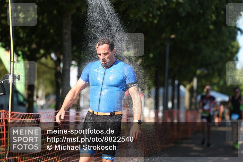 07.09.2025 - 19. Norderstedt Triathlon Michael Strokosch http://msf.ph/oto/8822540 07.09.2025 15:11:21 Laufen 888, 979, 985, 1012 meine-sportfotos.de
