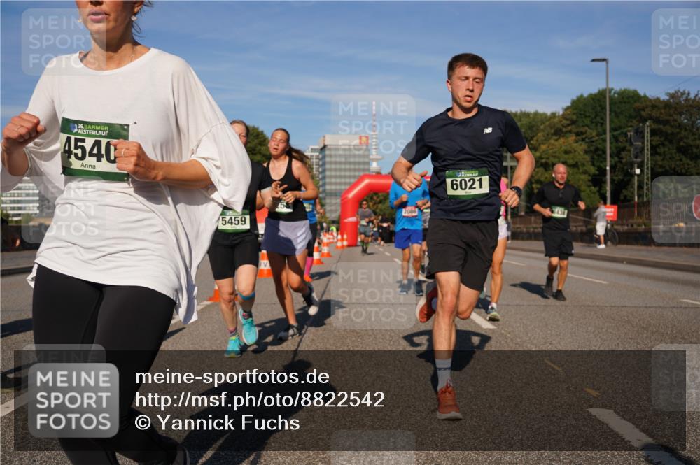 07.09.2025 - BARMER Alsterlauf Yannick Fuchs http://msf.ph/oto/8822542 07.09.2025 09:46:51 Laufen 36, 4540, 2086, 5459, 6021, 3436 meine-sportfotos.de