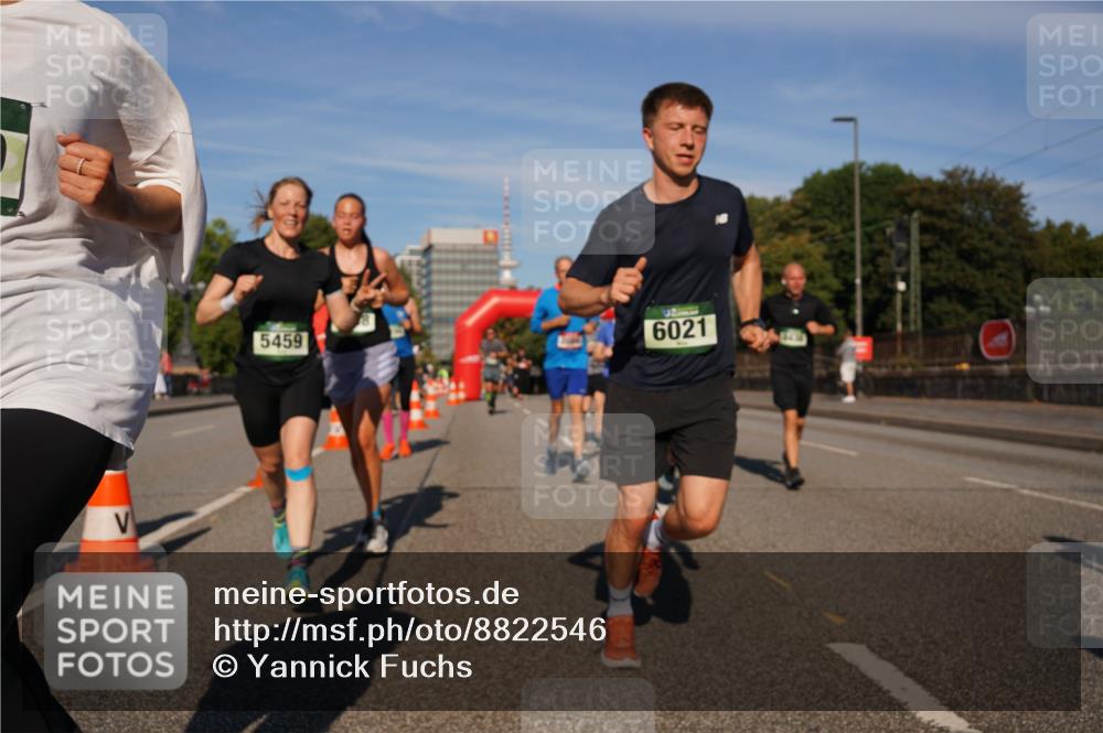 07.09.2025 - BARMER Alsterlauf Yannick Fuchs http://msf.ph/oto/8822546 07.09.2025 09:46:51 Laufen 5459, 6021 meine-sportfotos.de