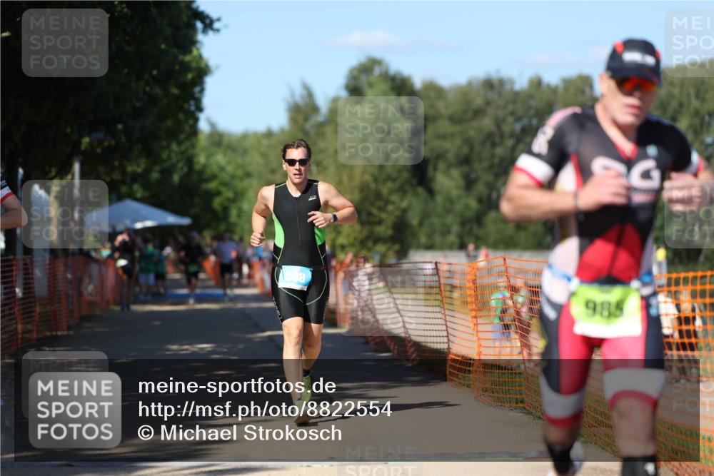 07.09.2025 - 19. Norderstedt Triathlon Michael Strokosch http://msf.ph/oto/8822554 07.09.2025 15:11:24 Laufen 888, 979, 985, 1012 meine-sportfotos.de