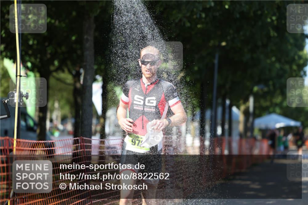 07.09.2025 - 19. Norderstedt Triathlon Michael Strokosch http://msf.ph/oto/8822562 07.09.2025 15:11:25 Laufen 888, 979, 985 meine-sportfotos.de