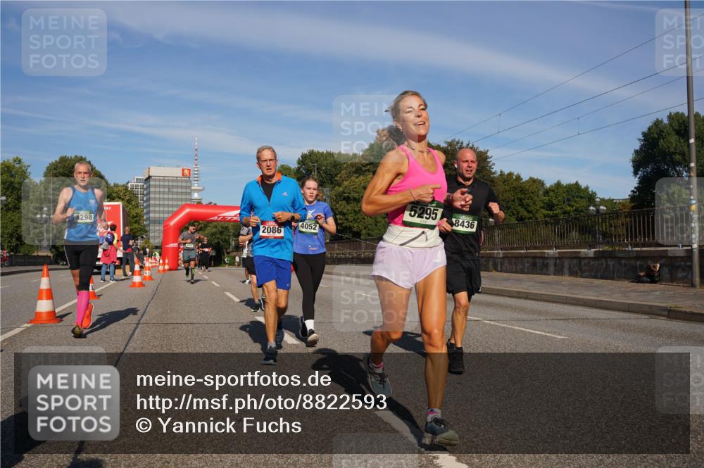 07.09.2025 - BARMER Alsterlauf Yannick Fuchs http://msf.ph/oto/8822593 07.09.2025 09:46:52 Laufen 4298, 5295, 8436, 4052, 2086 meine-sportfotos.de