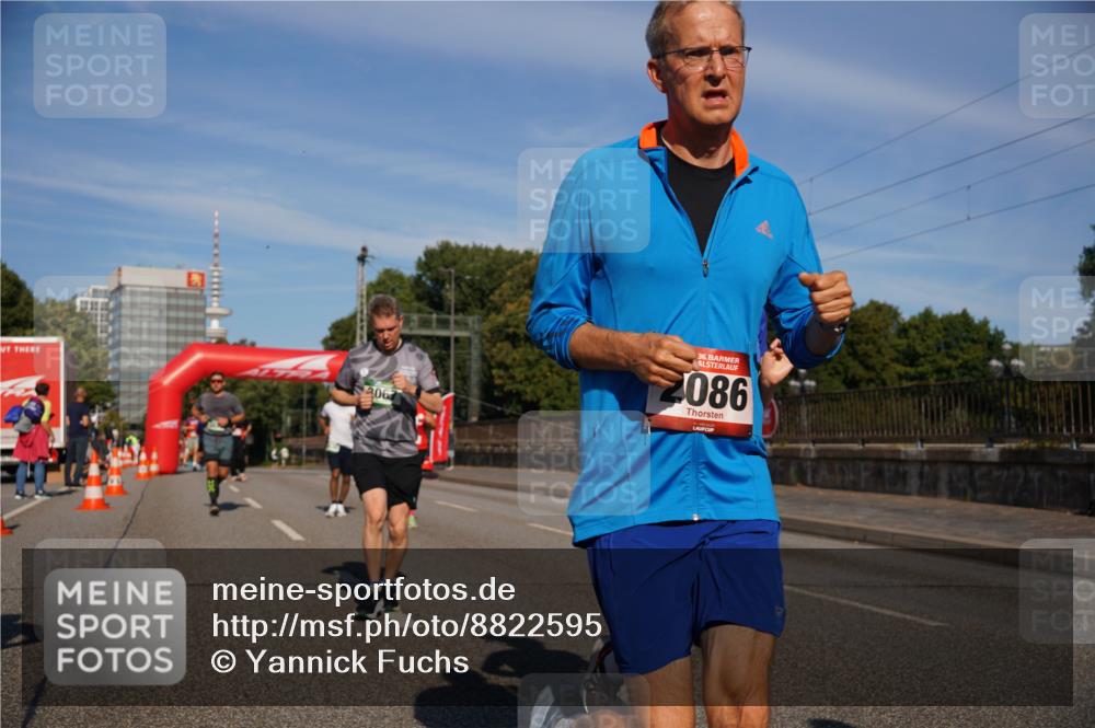 07.09.2025 - BARMER Alsterlauf Yannick Fuchs http://msf.ph/oto/8822595 07.09.2025 09:46:54 Laufen 4067, 36, 086 meine-sportfotos.de
