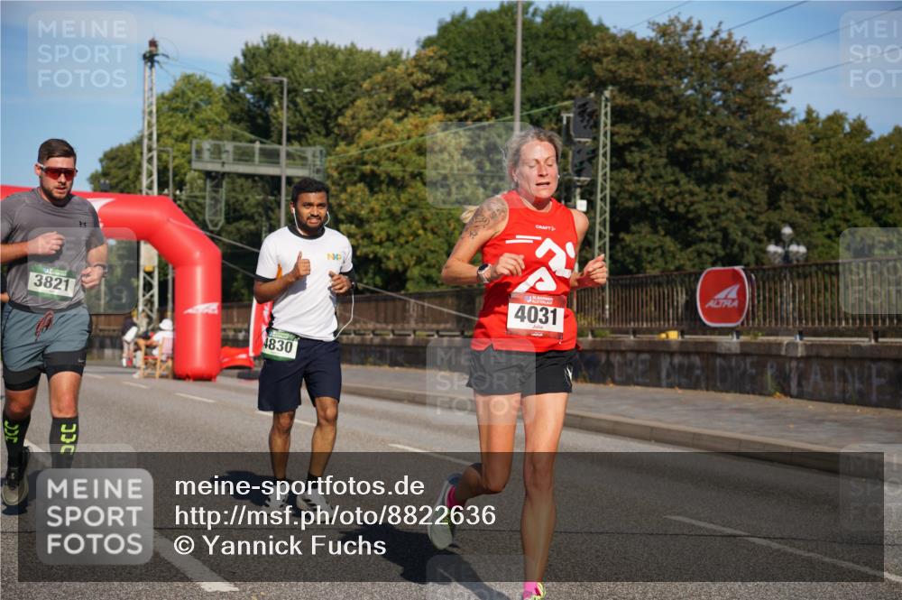 07.09.2025 - BARMER Alsterlauf Yannick Fuchs http://msf.ph/oto/8822636 07.09.2025 09:46:56 Laufen 3821, 4830, 4031 meine-sportfotos.de