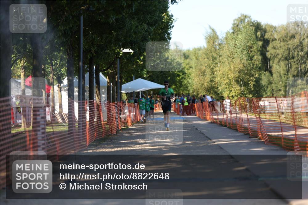 07.09.2025 - 19. Norderstedt Triathlon Michael Strokosch http://msf.ph/oto/8822648 07.09.2025 16:05:15 Laufen 463, 540, 1480 meine-sportfotos.de
