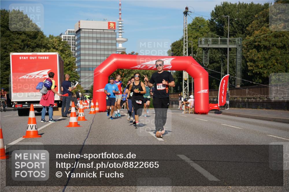 07.09.2025 - BARMER Alsterlauf Yannick Fuchs http://msf.ph/oto/8822665 07.09.2025 09:46:59 Laufen 397, 2272 meine-sportfotos.de