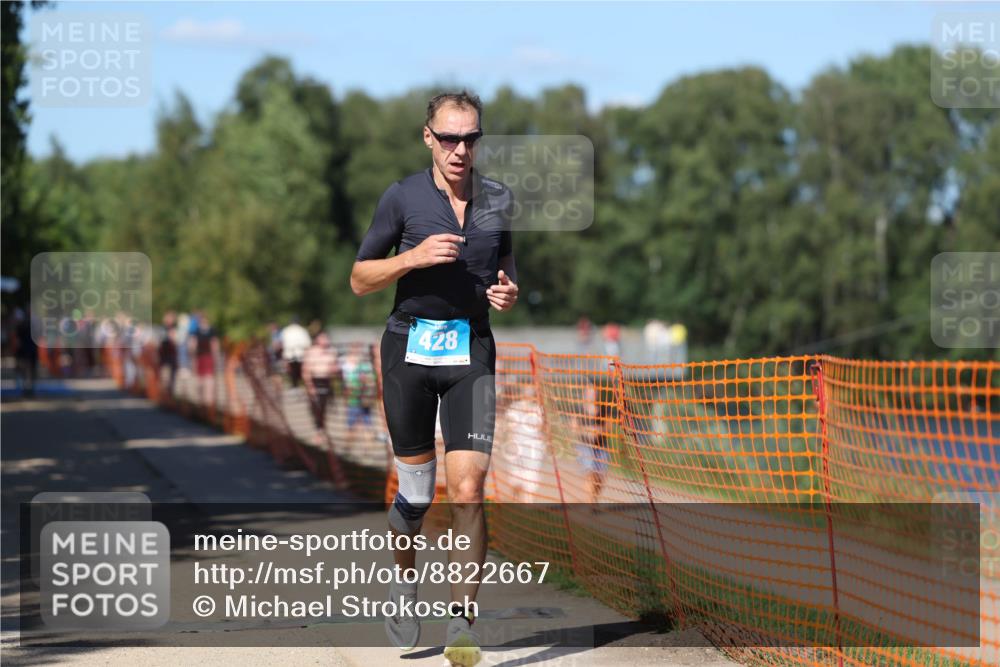 07.09.2025 - 19. Norderstedt Triathlon Michael Strokosch http://msf.ph/oto/8822667 07.09.2025 15:12:15 Laufen 428, 995 meine-sportfotos.de