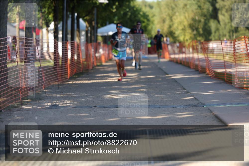 07.09.2025 - 19. Norderstedt Triathlon Michael Strokosch http://msf.ph/oto/8822670 07.09.2025 16:05:42 Laufen 444, 494, 523 meine-sportfotos.de