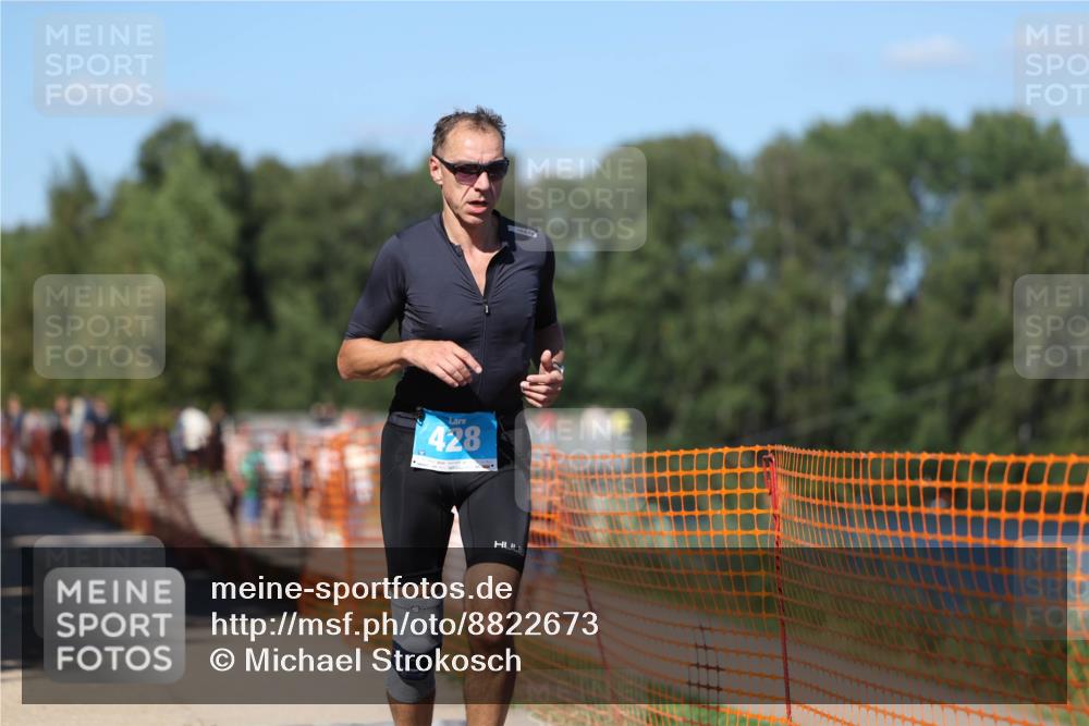 07.09.2025 - 19. Norderstedt Triathlon Michael Strokosch http://msf.ph/oto/8822673 07.09.2025 15:12:16 Laufen 428, 995 meine-sportfotos.de