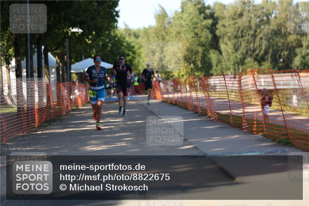 07.09.2025 - 19. Norderstedt Triathlon Michael Strokosch http://msf.ph/oto/8822675 07.09.2025 16:05:42 Laufen 444, 494, 523 meine-sportfotos.de