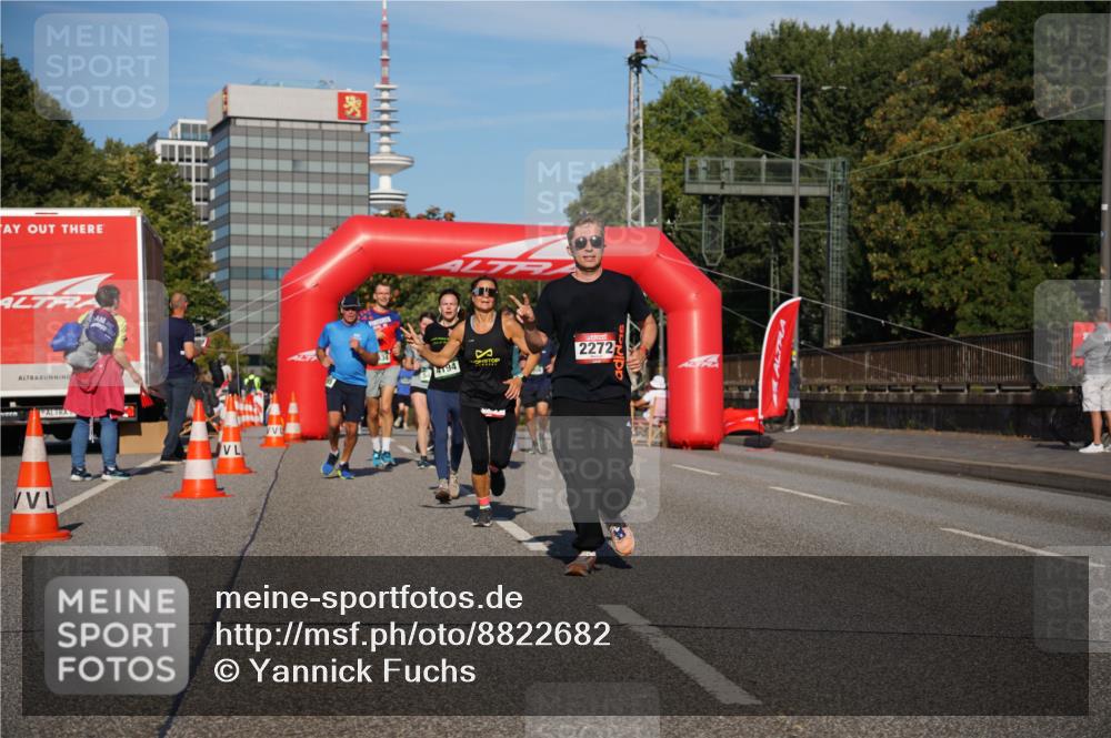 07.09.2025 - BARMER Alsterlauf Yannick Fuchs http://msf.ph/oto/8822682 07.09.2025 09:47:00 Laufen 4194, 2272 meine-sportfotos.de