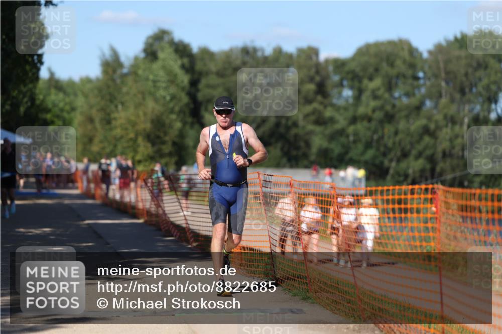 07.09.2025 - 19. Norderstedt Triathlon Michael Strokosch http://msf.ph/oto/8822685 07.09.2025 15:12:31 Laufen 963 meine-sportfotos.de