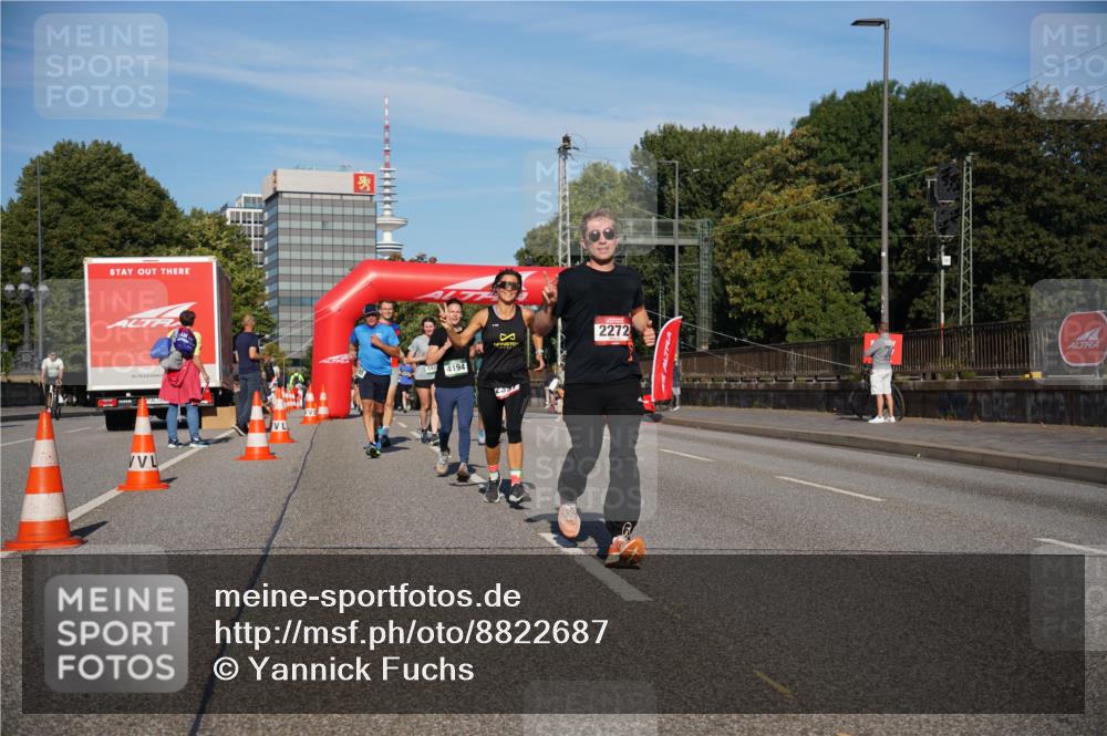 07.09.2025 - BARMER Alsterlauf Yannick Fuchs http://msf.ph/oto/8822687 07.09.2025 09:47:01 Laufen 4194, 2272 meine-sportfotos.de