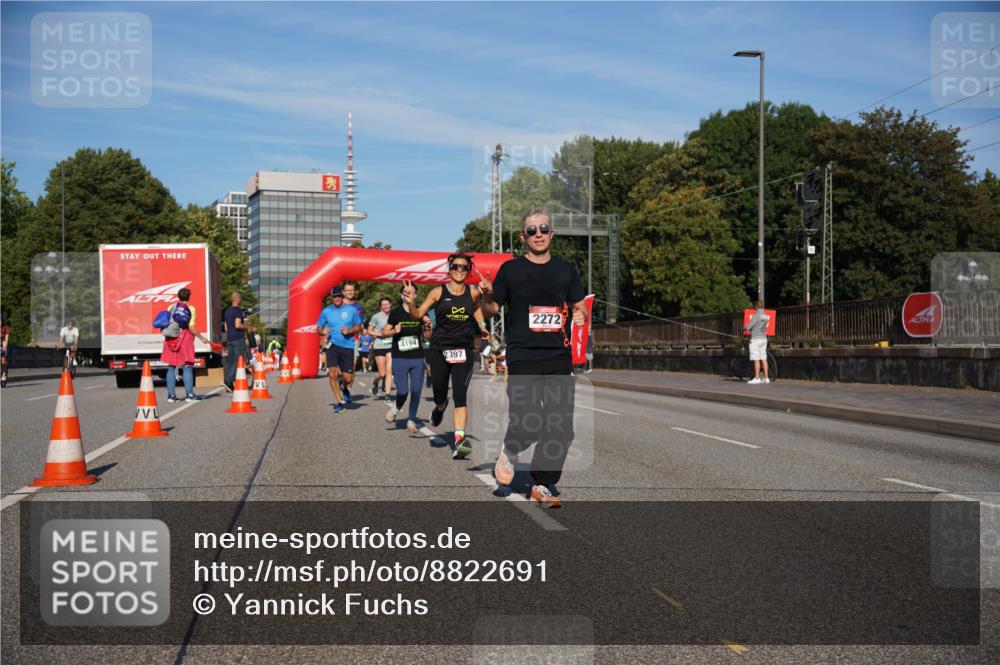 07.09.2025 - BARMER Alsterlauf Yannick Fuchs http://msf.ph/oto/8822691 07.09.2025 09:47:01 Laufen 4194, 2397, 2272 meine-sportfotos.de