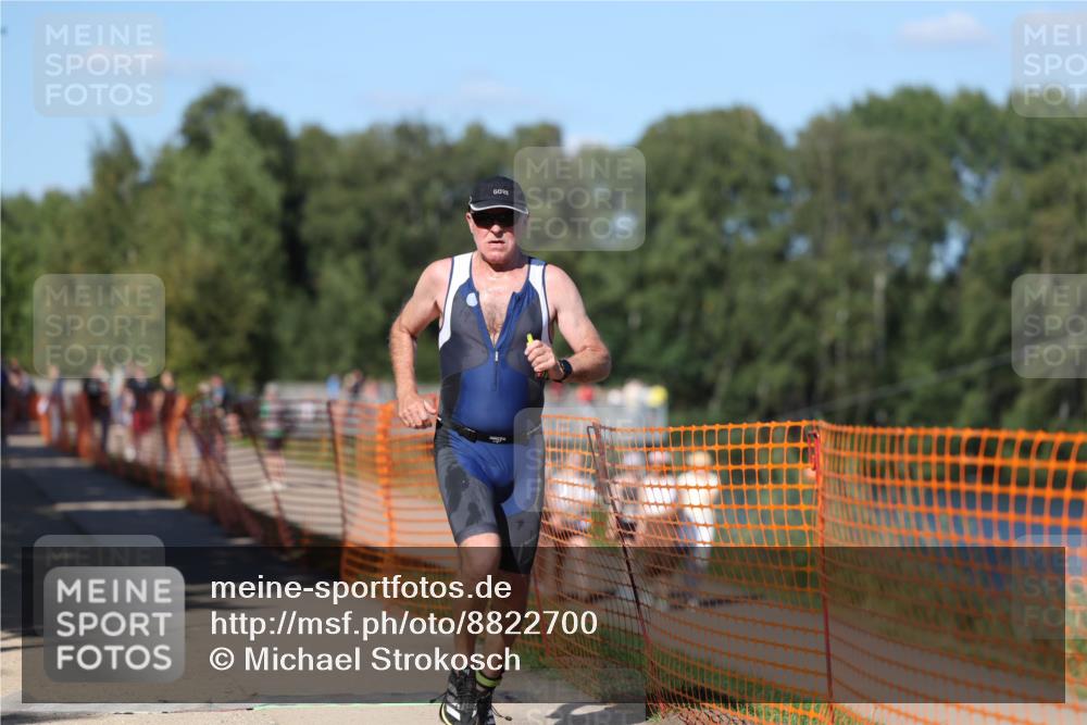 07.09.2025 - 19. Norderstedt Triathlon Michael Strokosch http://msf.ph/oto/8822700 07.09.2025 15:12:33 Laufen 411, 963 meine-sportfotos.de