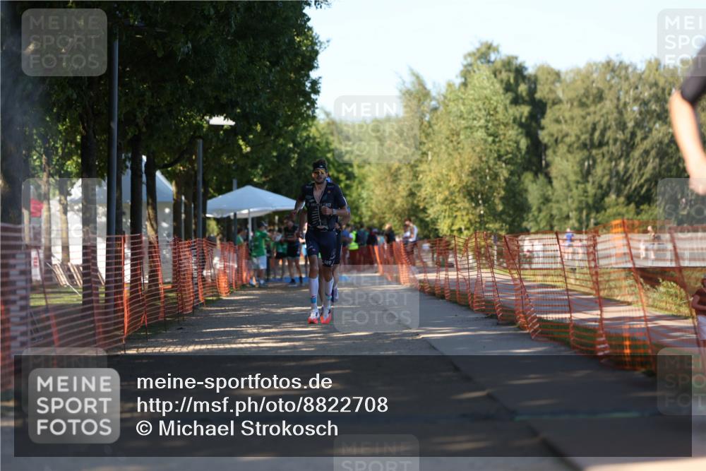 07.09.2025 - 19. Norderstedt Triathlon Michael Strokosch http://msf.ph/oto/8822708 07.09.2025 16:05:51 Laufen 416, 494, 523, 538, 1433 meine-sportfotos.de
