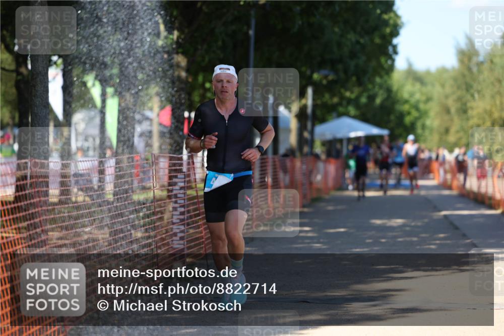 07.09.2025 - 19. Norderstedt Triathlon Michael Strokosch http://msf.ph/oto/8822714 07.09.2025 15:12:40 Laufen 411 meine-sportfotos.de